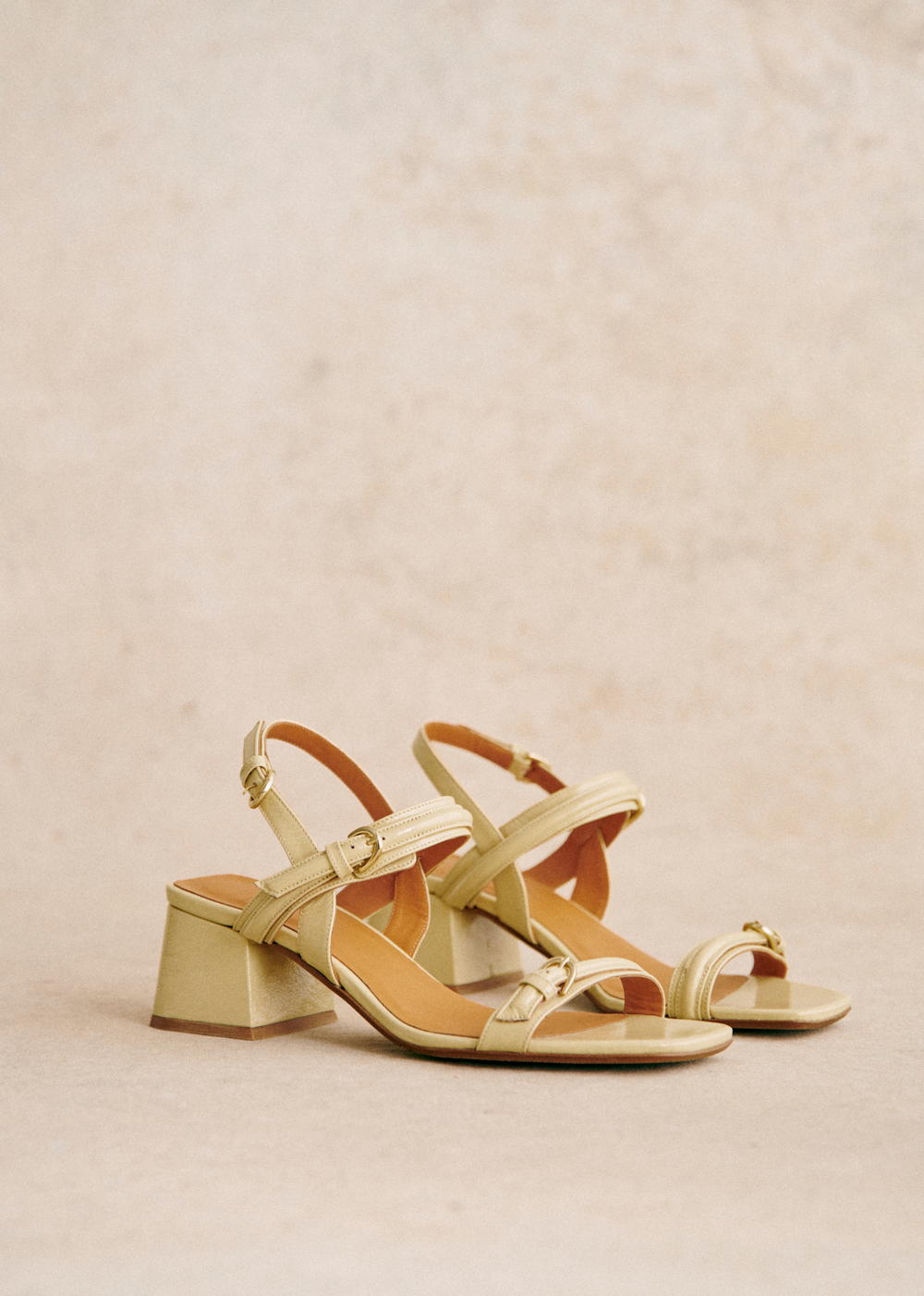 Sandales ILARIA Jaune pale vernis