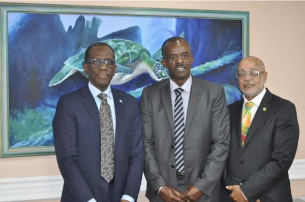 Preview: Le Président du Conseil Régional de Guadeloupe en visite officielle à Sainte-Lucie et à la Commission de l'OECO