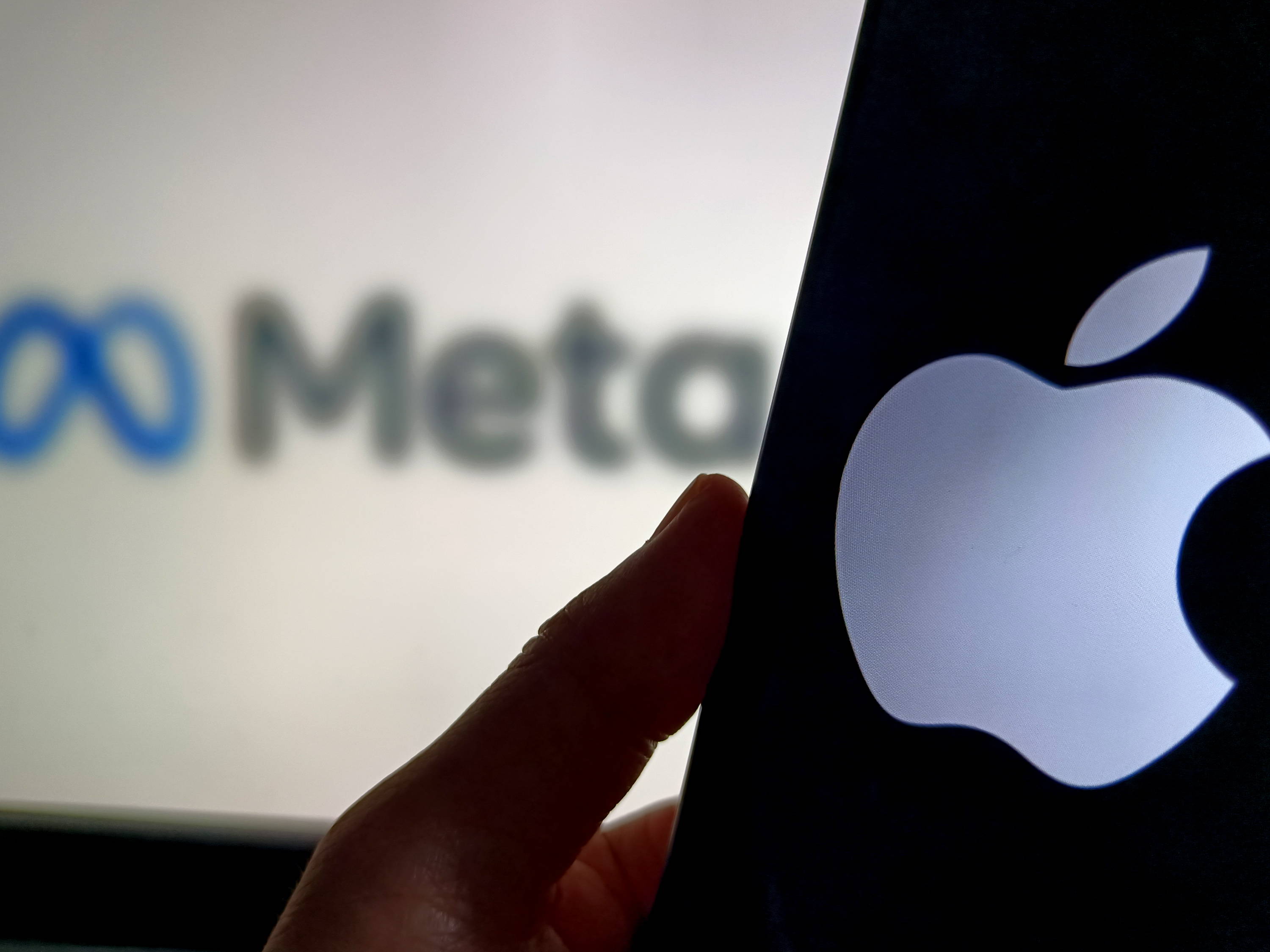 European Commission fines Apple and Meta for breaching digital rules