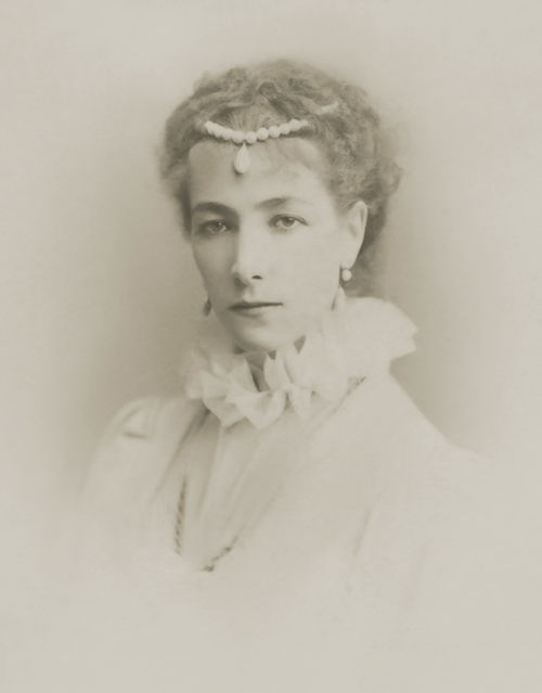 AKG17024 Sarah Bernhardt ©akg-images