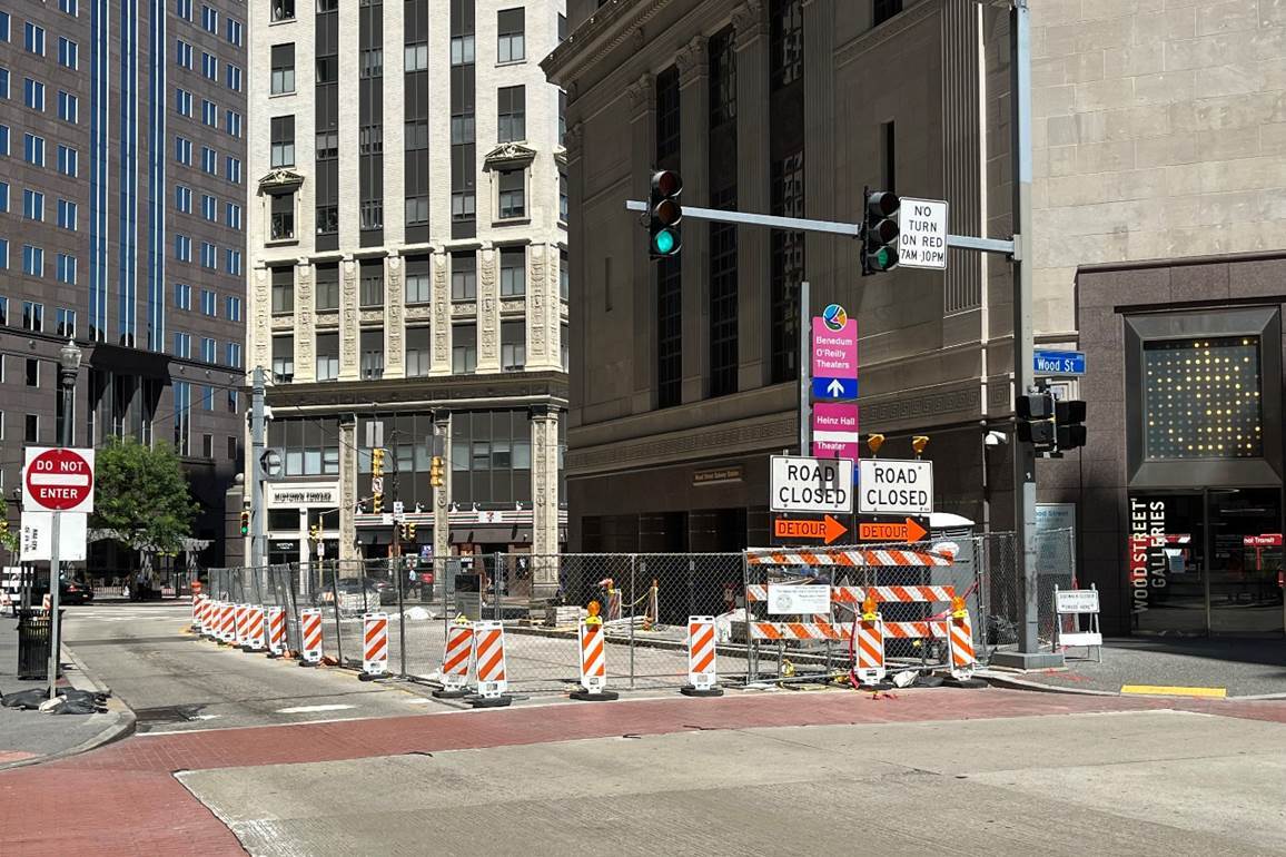 Work Zone at Sixth Avenue and Wood Street