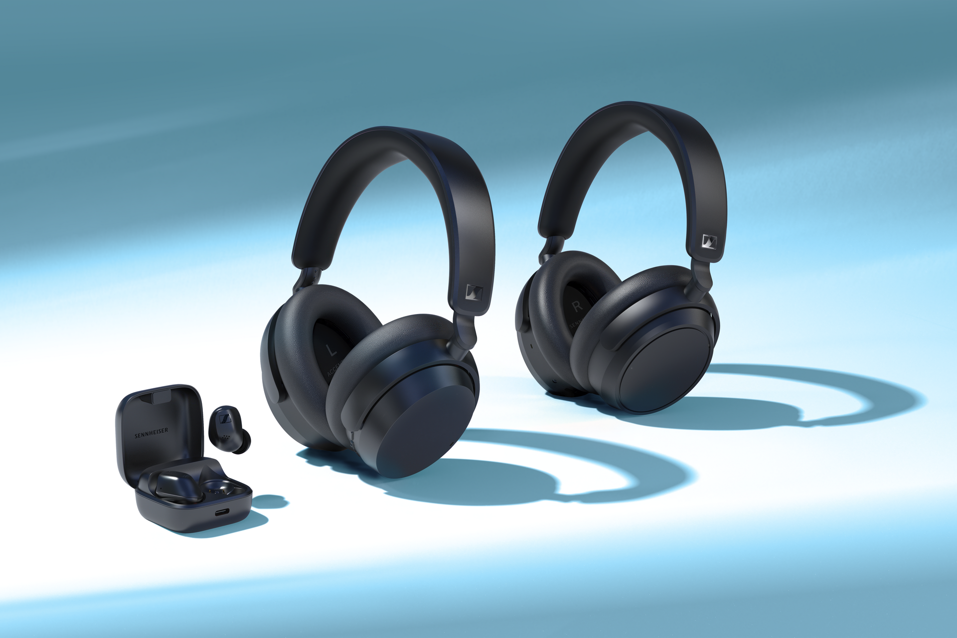 Die komplette Familie (von links nach rechts): Der ACCENTUM True Wireless, der ACCENTUM Wireless und der ACCENTUM Plus Wireless.