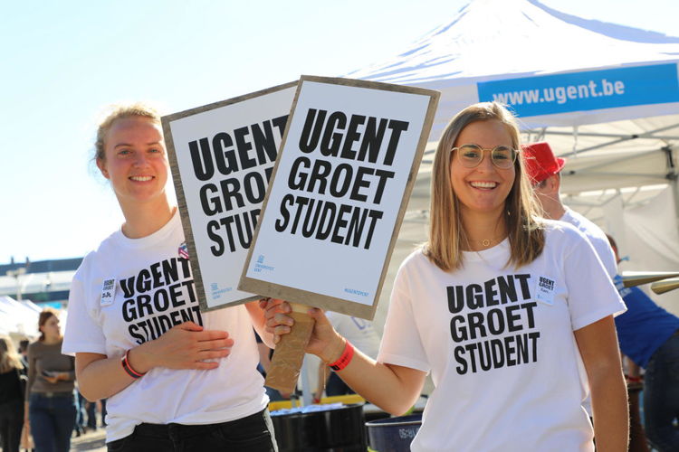 'UGent groet student' was ook massaal aanwezig op de Student Kick-Off.