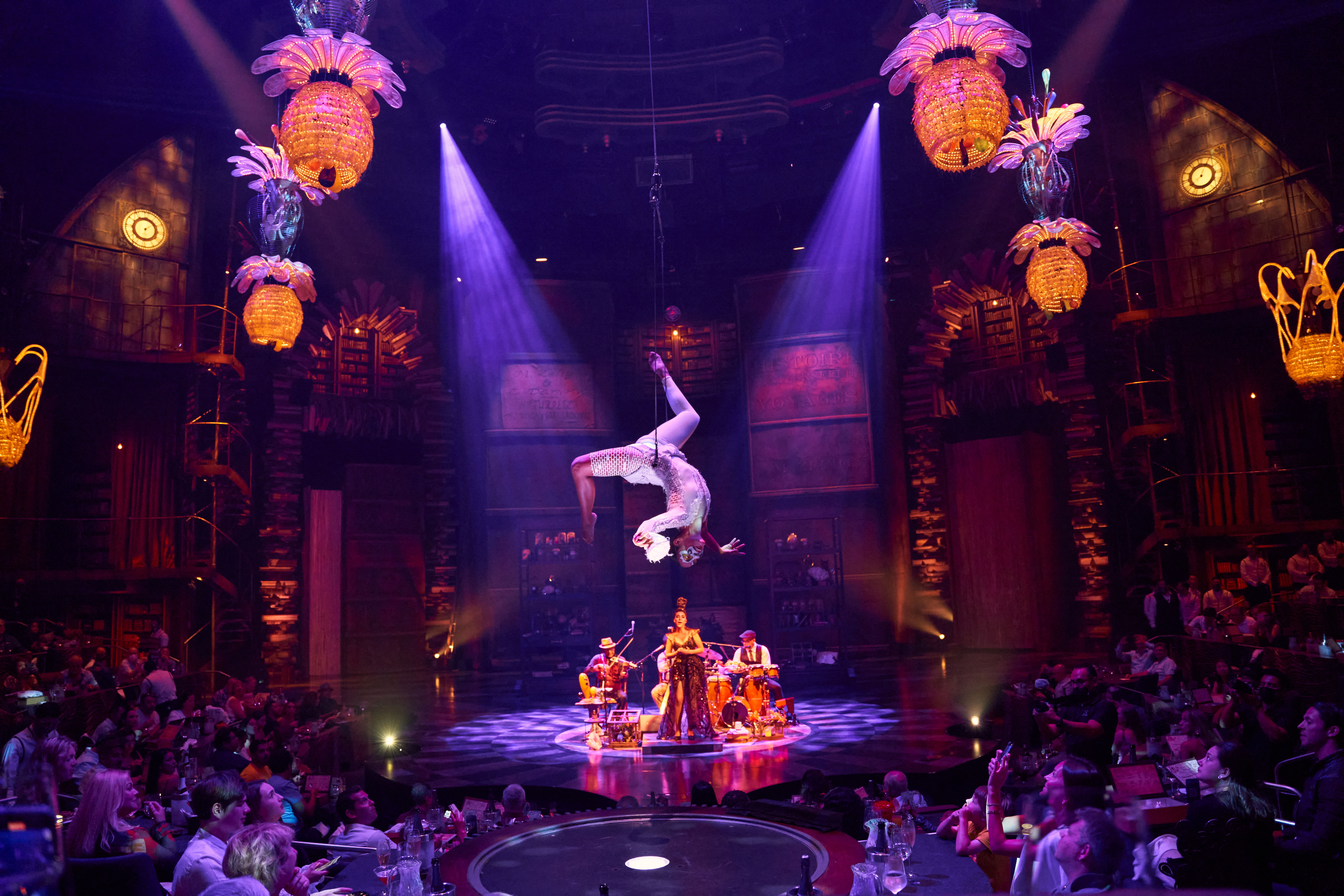 Cirque du Soleil JOYÀ