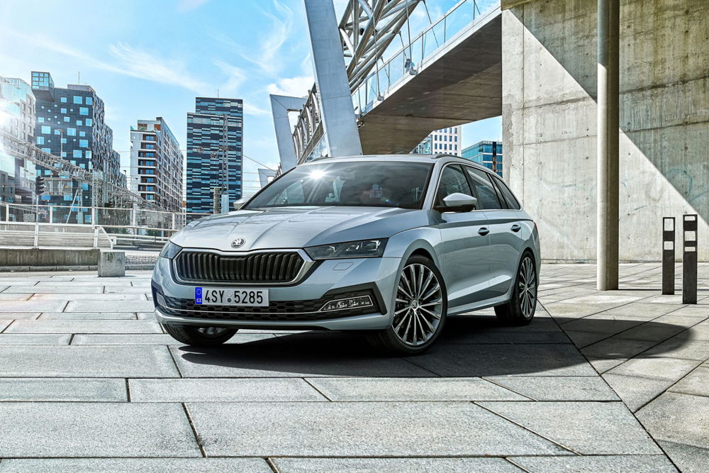 The brand's best-selling model worldwide is still the OCTAVIA; the fourth generation was successfully launched in the markets in 2020. With 257,400 units, the 'heart of the brand' accounts for more than a quarter of all deliveries.