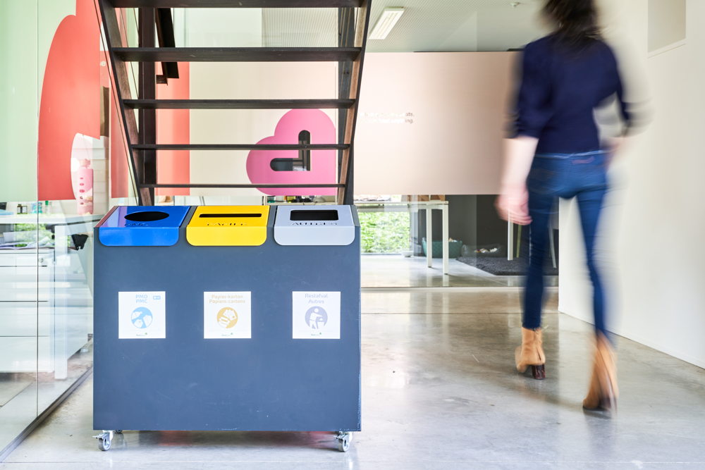 SORTEREN OP HET WERK - TRIER AU TRAVAIL