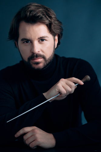 Simon Rivard
TSYO Conductor | Photo by Tam Lan Truong