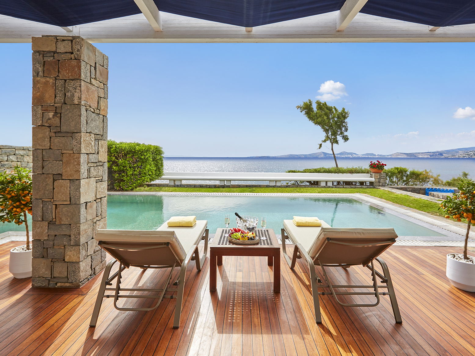 The Best of Both Worlds on the Athenian Riviera’s Exclusive Escape