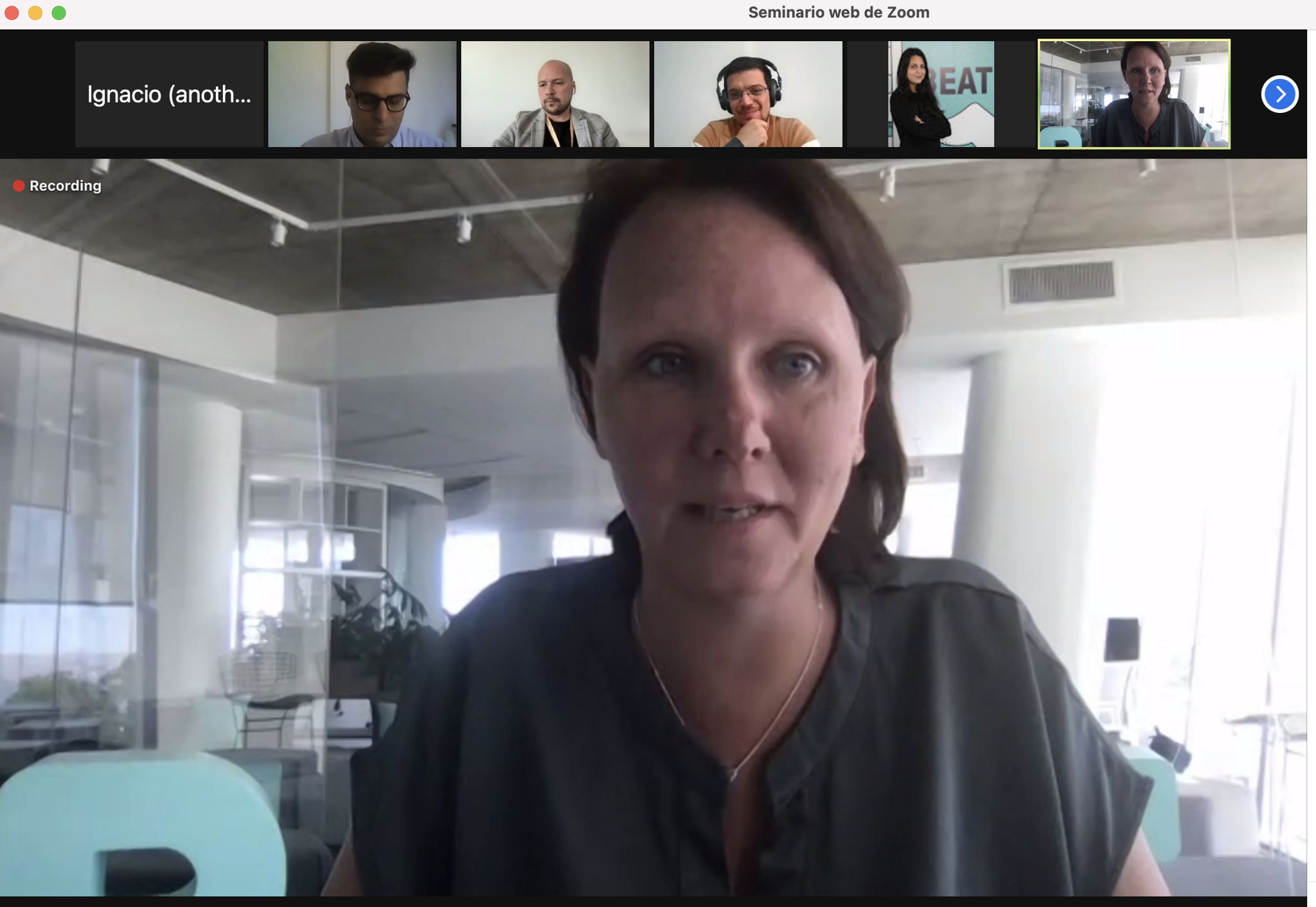 Patricia Jebsen participó del webinar desde las oficinas de Beat en Buenos Aires Patricia Jebsen participó del webinar desde las oficinas de Beat en Buenos Aires