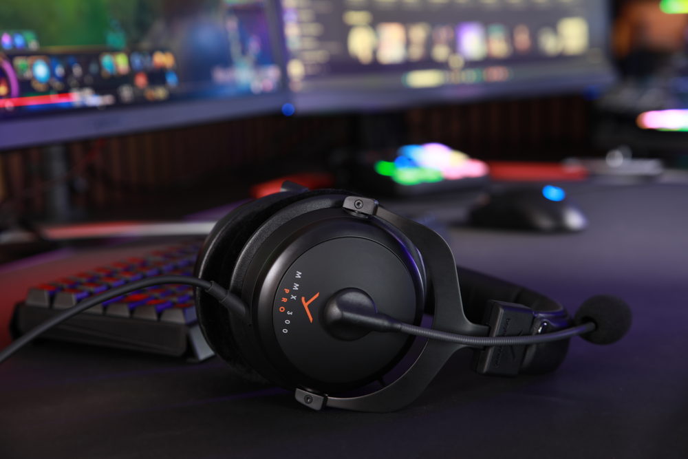 PIC_MMX300PRO_24-06_Gaming-PC-Mood_v2