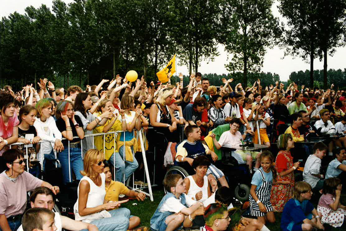 Eerste editie Popeiland 1998