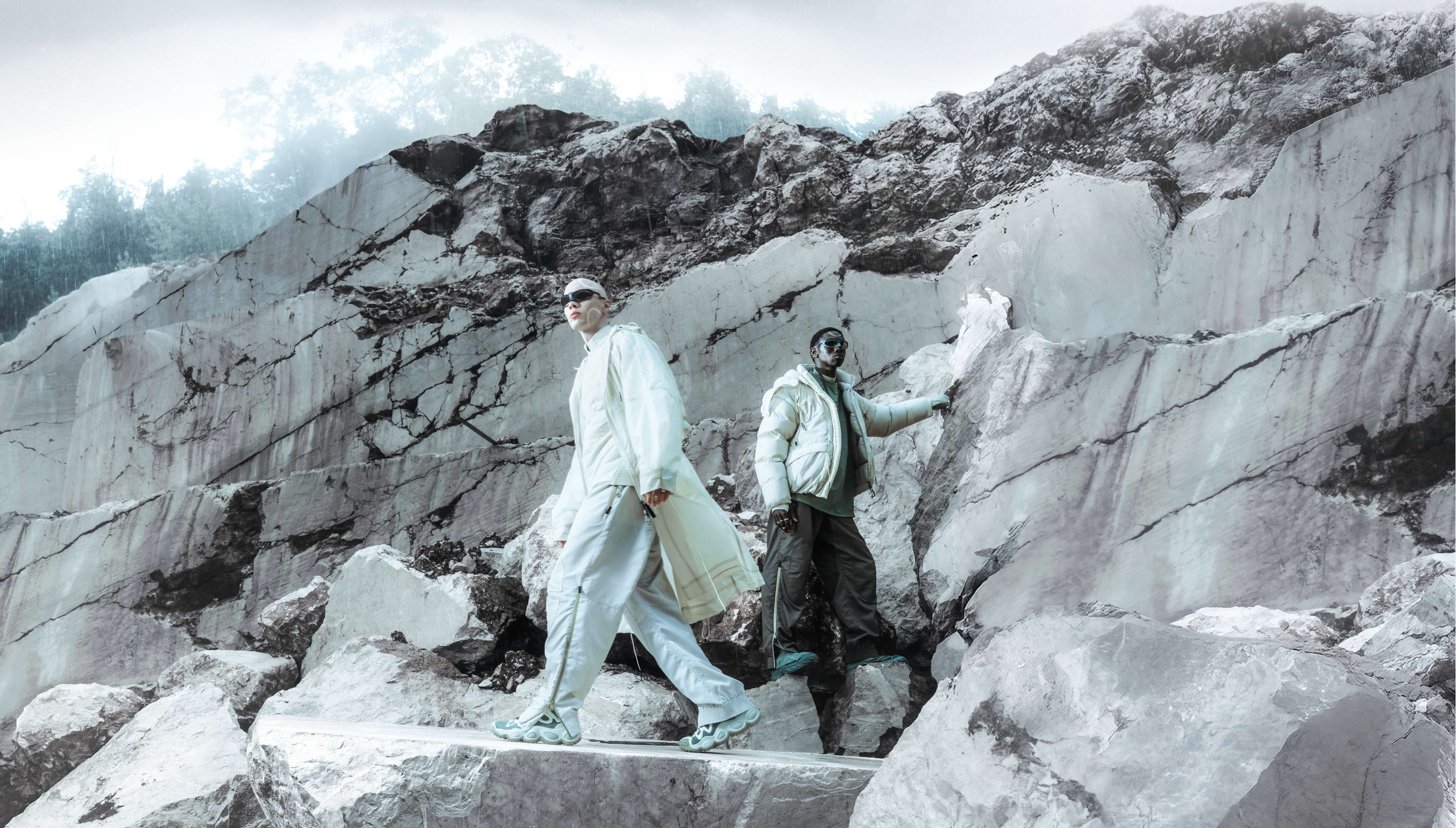 ESCULTURA COMBINADA CON CIENCIA: LA COLECCIÓN OAKLEY® LATITUDE OI25