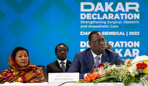 Renforcement des soins chirurgicaux en Afrique: Plusieurs chefs d'Etat approuvent une "Déclaration de Dakar" à bord du tout nouveau Global Mercy™