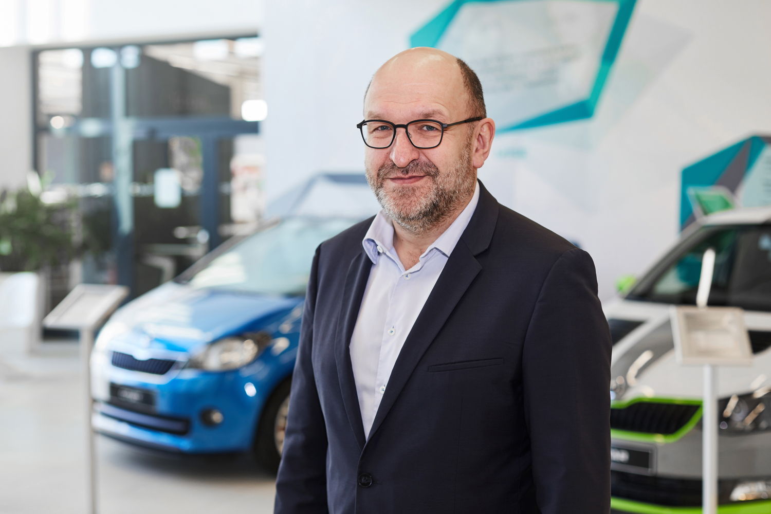 The ŠKODA Academy has a new director: since February
2020, Alois Kauer has been leading ŠKODA’s vocational
school and has also assumed the patronage for the
practical project ‘Apprentice Car’.