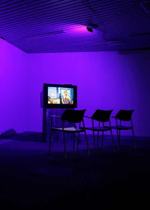 Jake Brush, Mall, Interrupted, Vonk Centrale, installation shot by Selma Gurbuz Jake Brush, Mall, Interrupted, Vonk Centrale, installation shot by Selma Gurbuz