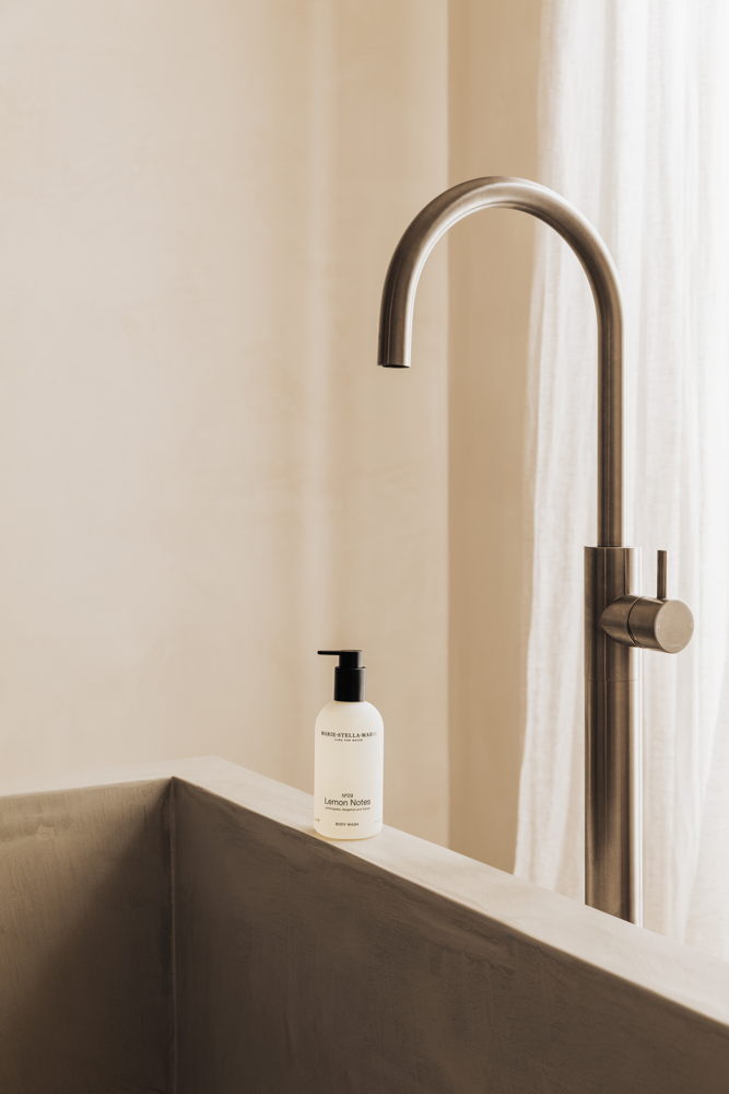 Body Wash Lemon Notes 300 ml - €19,50