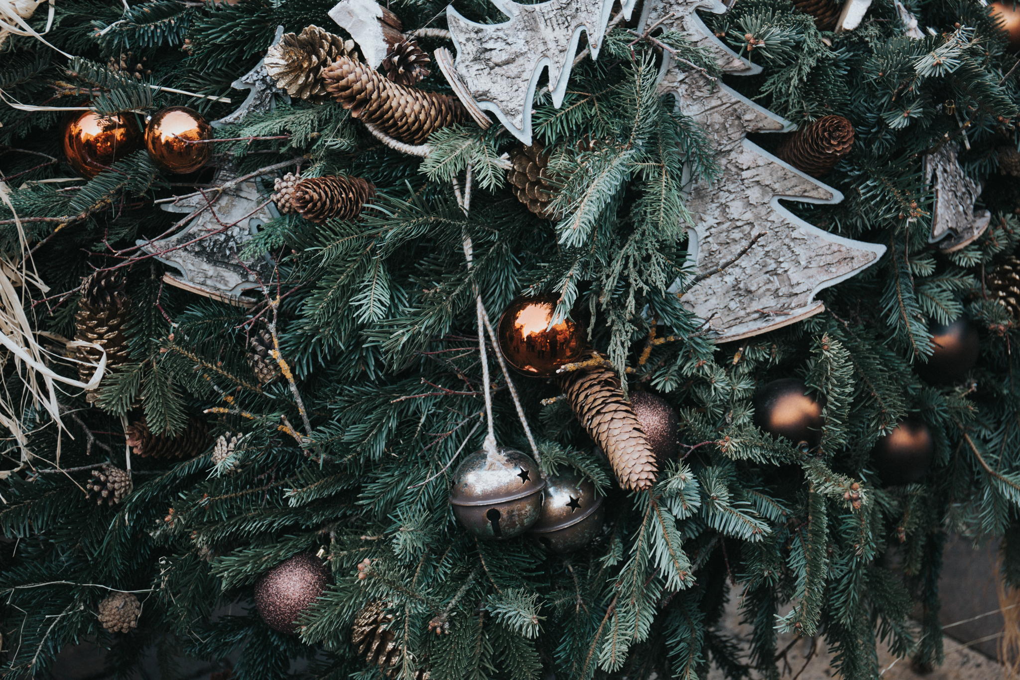 Stehen für den Klang von Weihnachten: Schellen