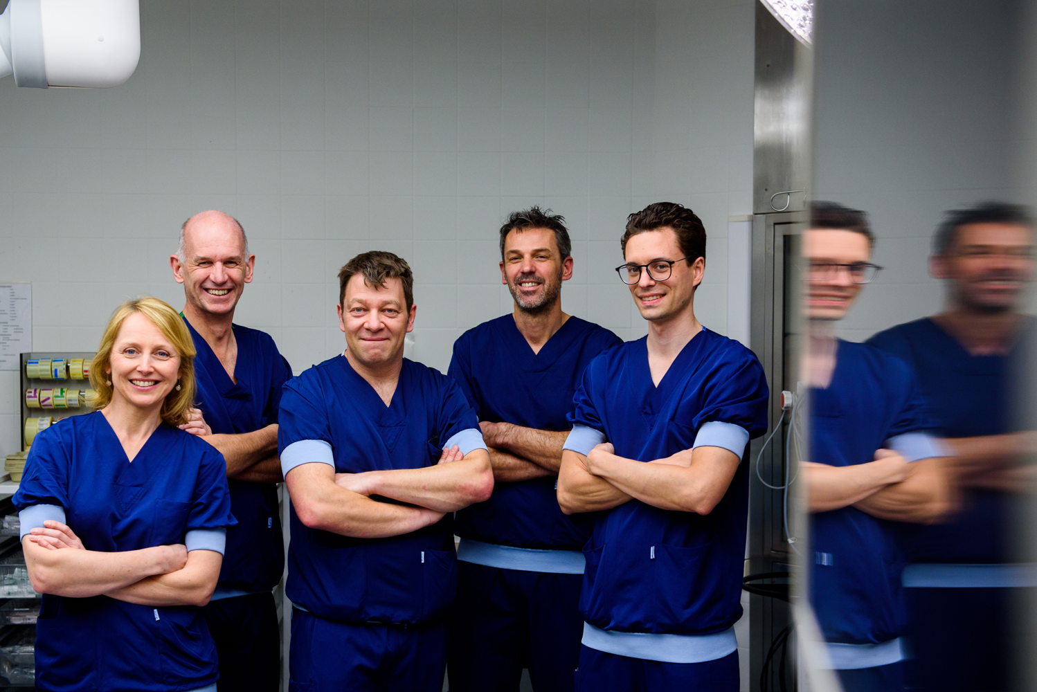 Het team van het buikwandcentrum bestaat uit vijf artsen van UZ Leuven en AZ Diest / © UZ Leuven