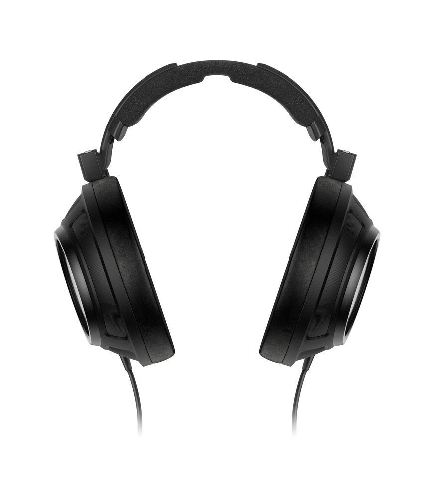 HD 820