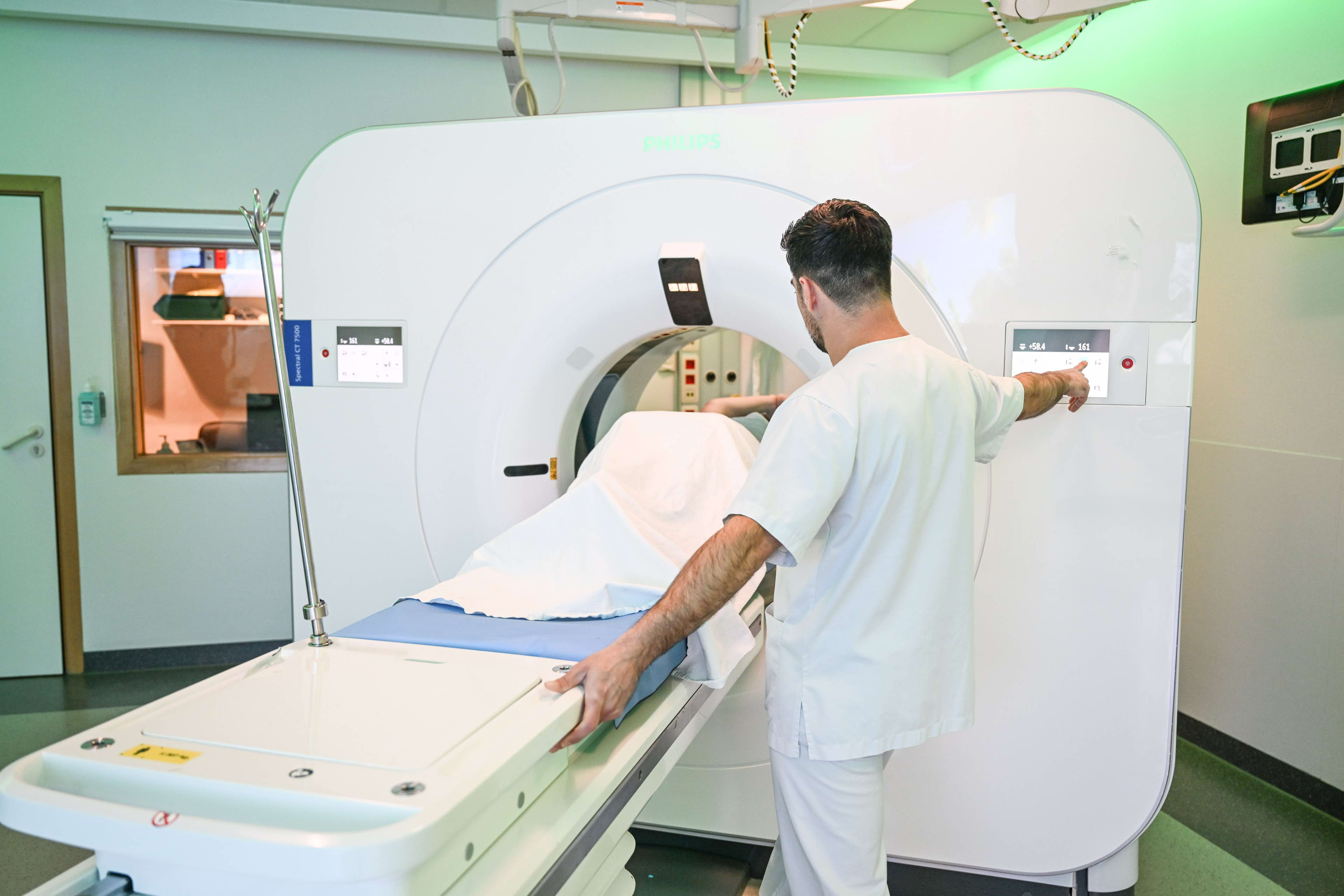 Flemish healthcare sector weighs ethical stance on Israeli medical products