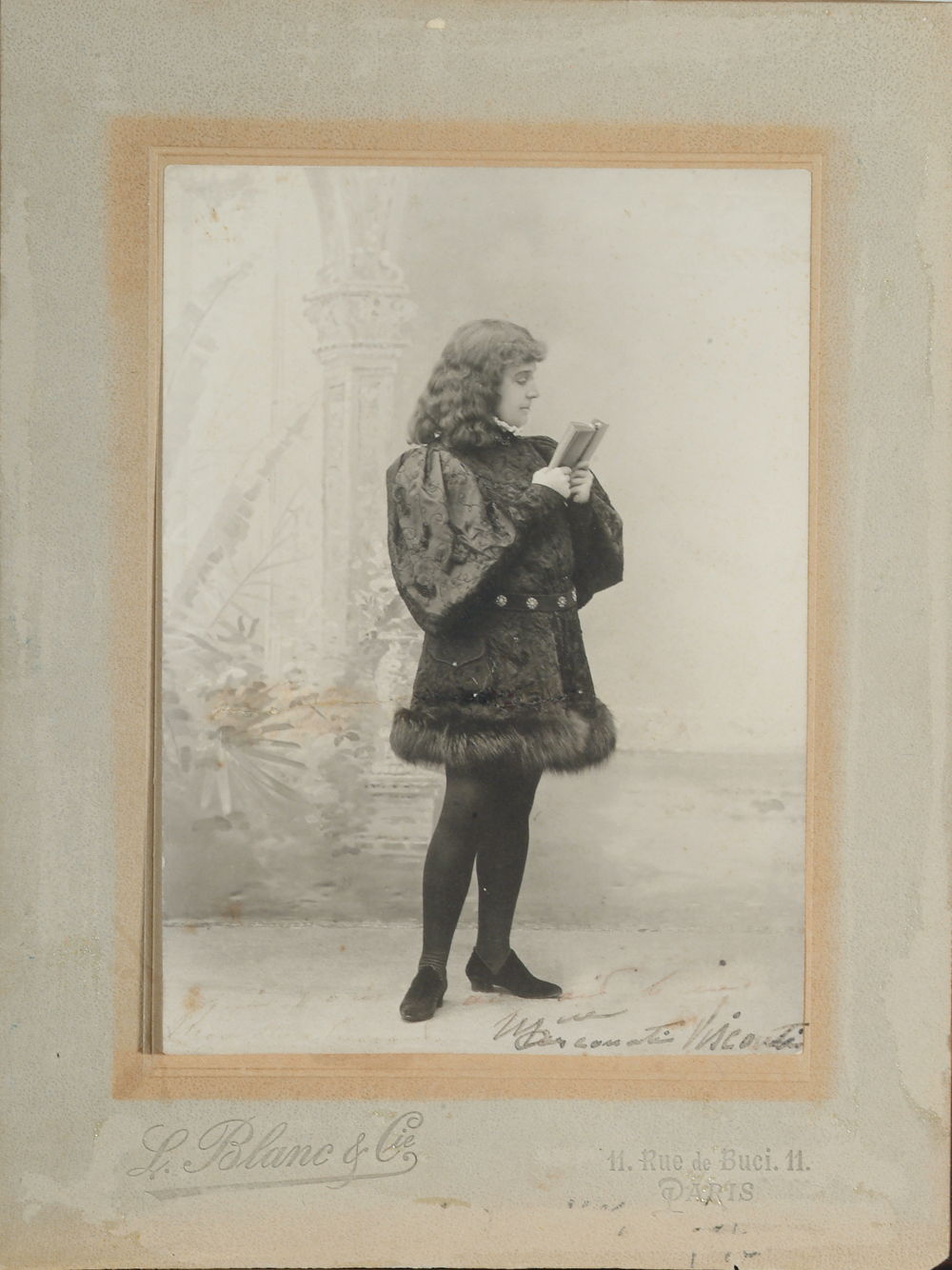 Marquise Arconati Visconti, ca. 1880, collection Gaasbeek Castle