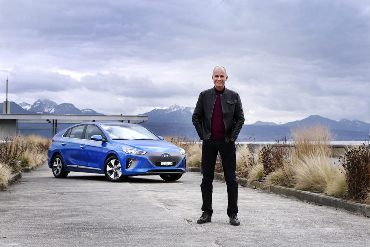 Bertrand Piccard & IONIQ Electric