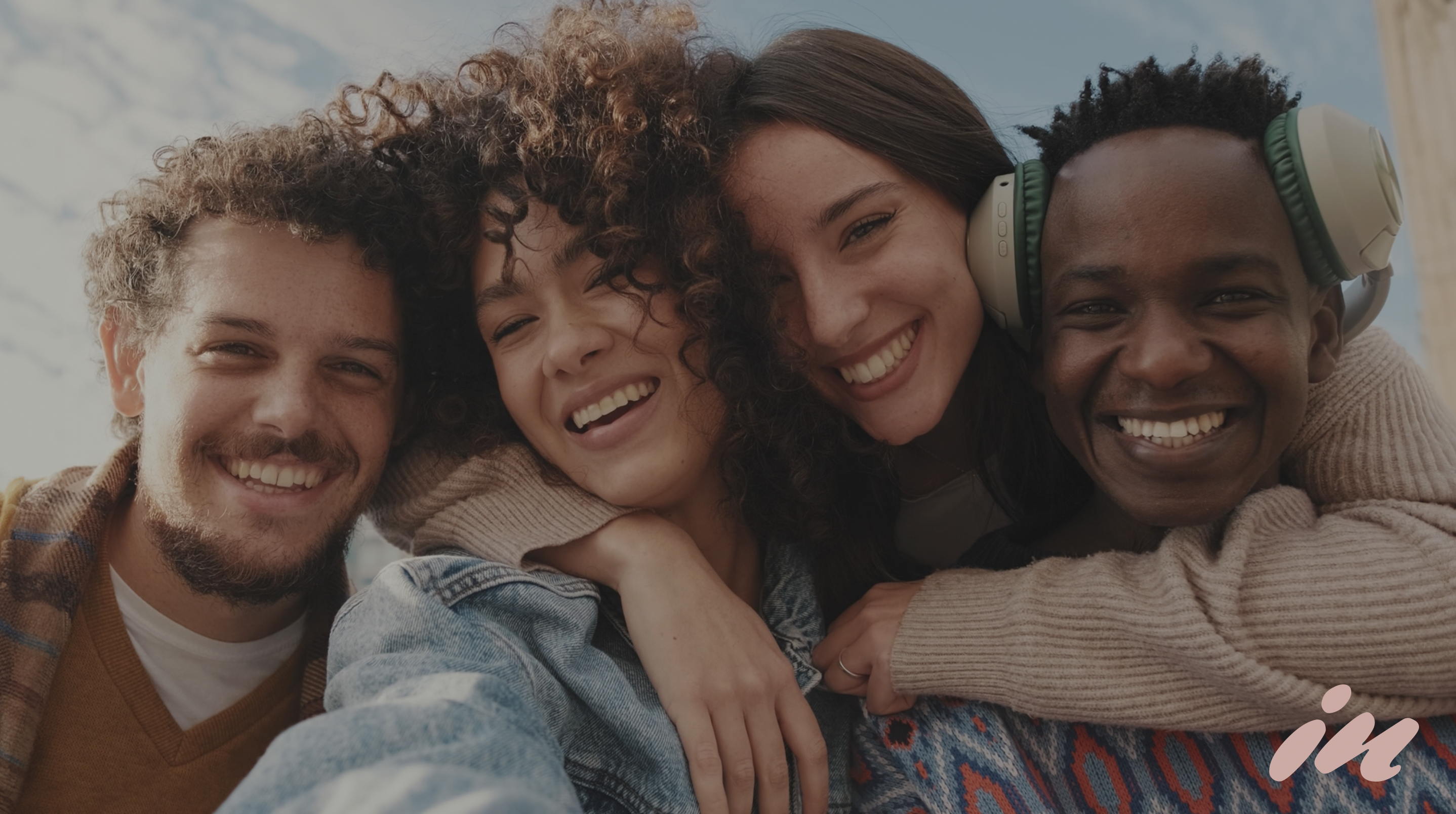 Band of Insiders da la bienvenida a nuevas cuentas en Latinoamérica 