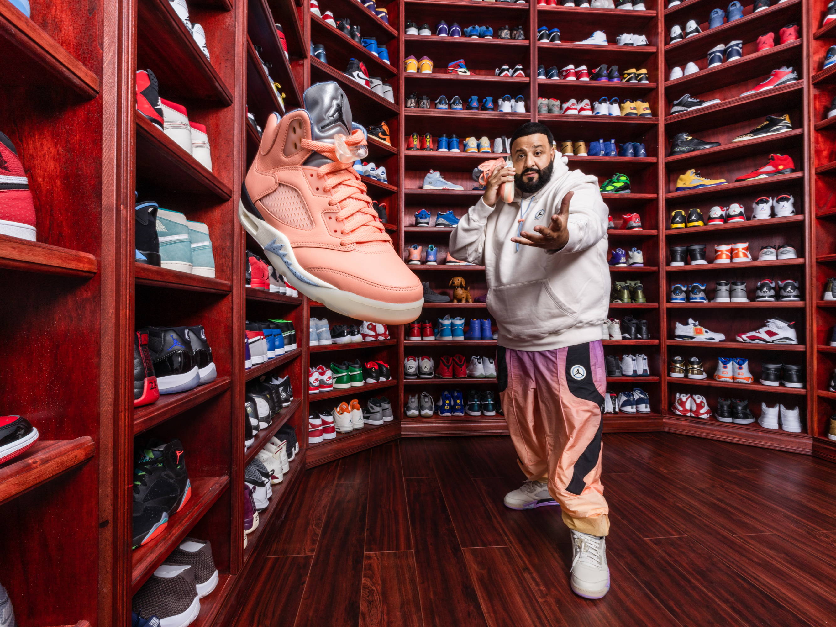 El legendario armario de sneakers de DJ Khaled, ahora en Airbnb