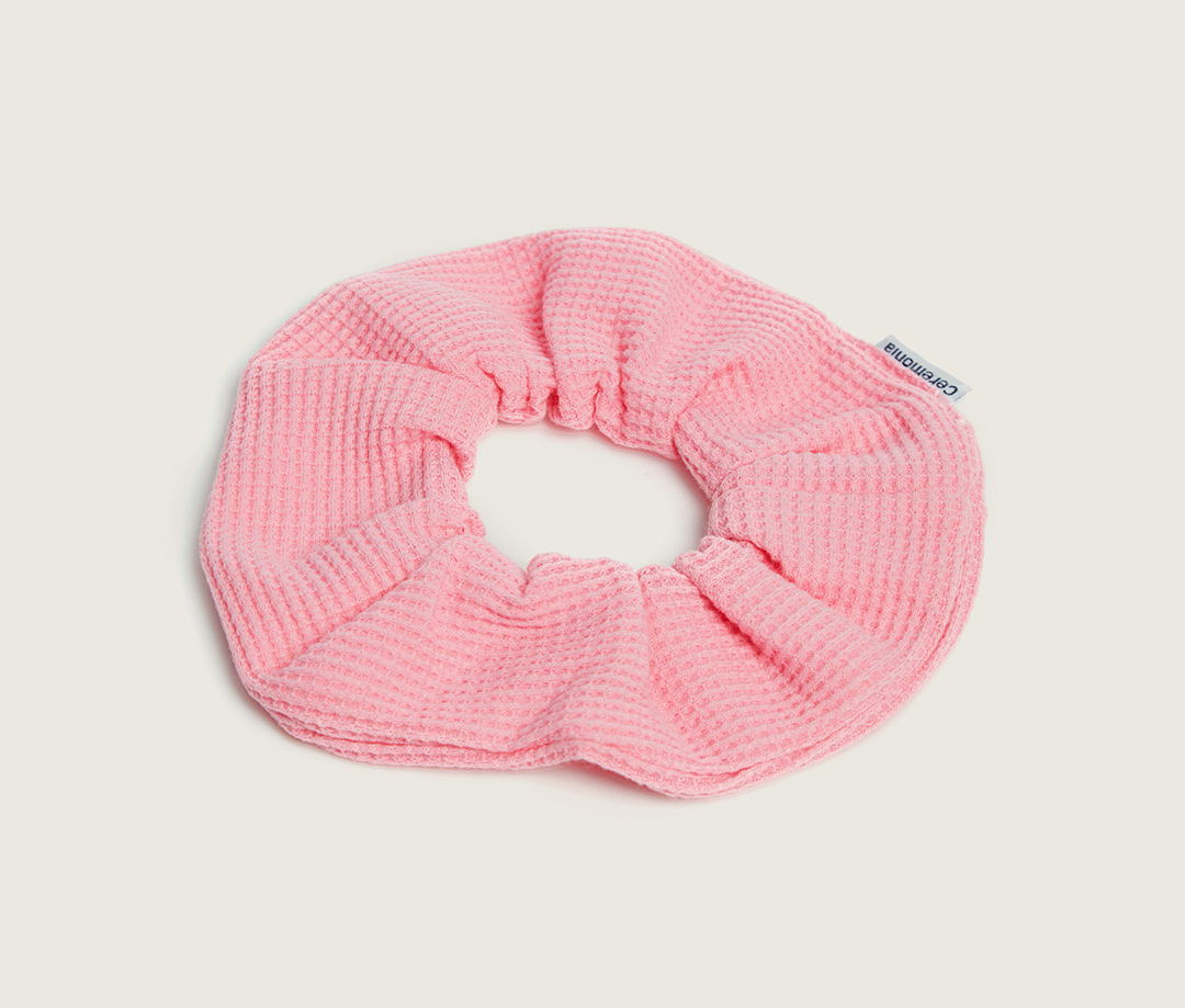 Spa Scrunchie - Guava Pink | €8 Spa Scrunchie - Guava Pink | €8