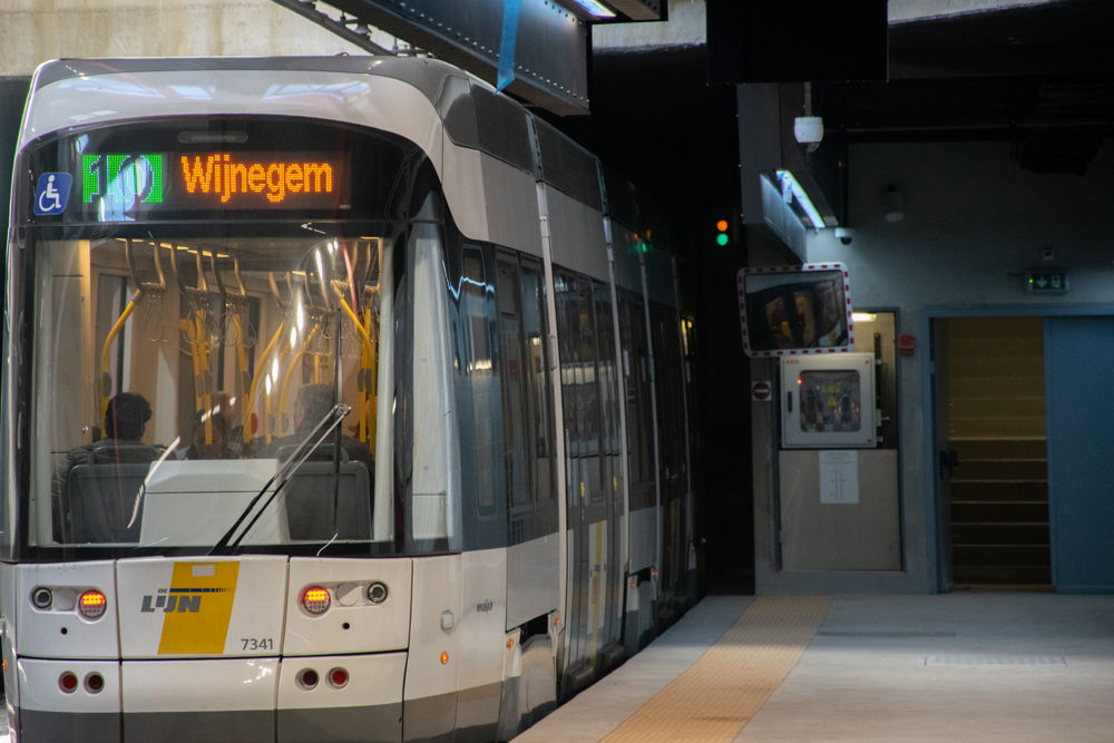 Antwerpen premetro lijn 10