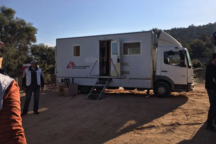 For the second consecutive winter MSF has to scale up its emergency intervention to respond to the needs of the population trapped in the Greek islands. The clinic will respond to the needs of the most vulnerable people, in particular minors under 16 years old and pregnant women. Credit: MSF For the second consecutive winter MSF has to scale up its emergency intervention to respond to the needs of the population trapped in the Greek islands. The clinic will respond to the needs of the most vulnerable people, in particular minors under 16 years old and pregnant women. Credit: MSF