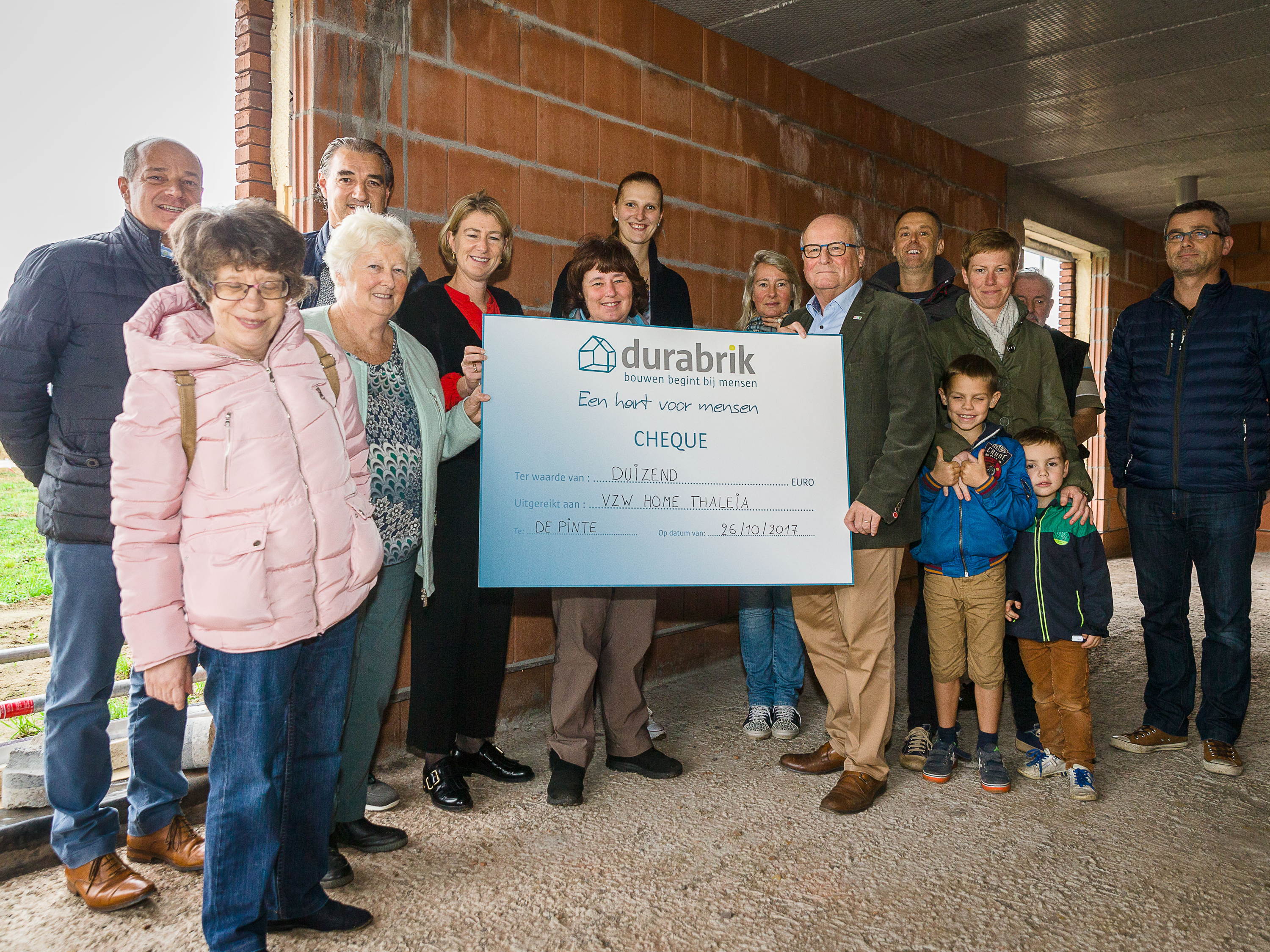 VZW Home Thaleia uit de Pinte ontvangt cheque van 1000 euro