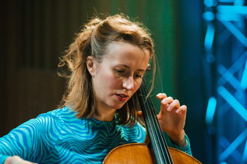 De Twintigers: Nina Vanhoenacker – © VRT