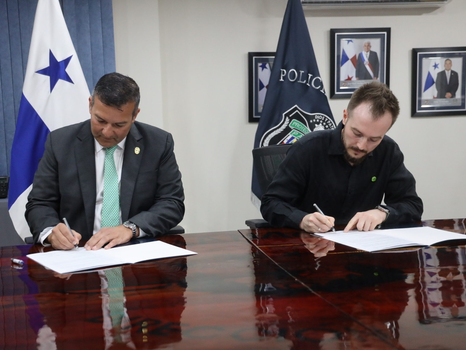 inDrive fortalece la seguridad en Panamá mediante una alianza con la Policía Nacional