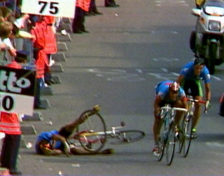 Het spurtincident in Ronse 1988 - in Belga Sport: De vloek van Ronse - (c) VRT