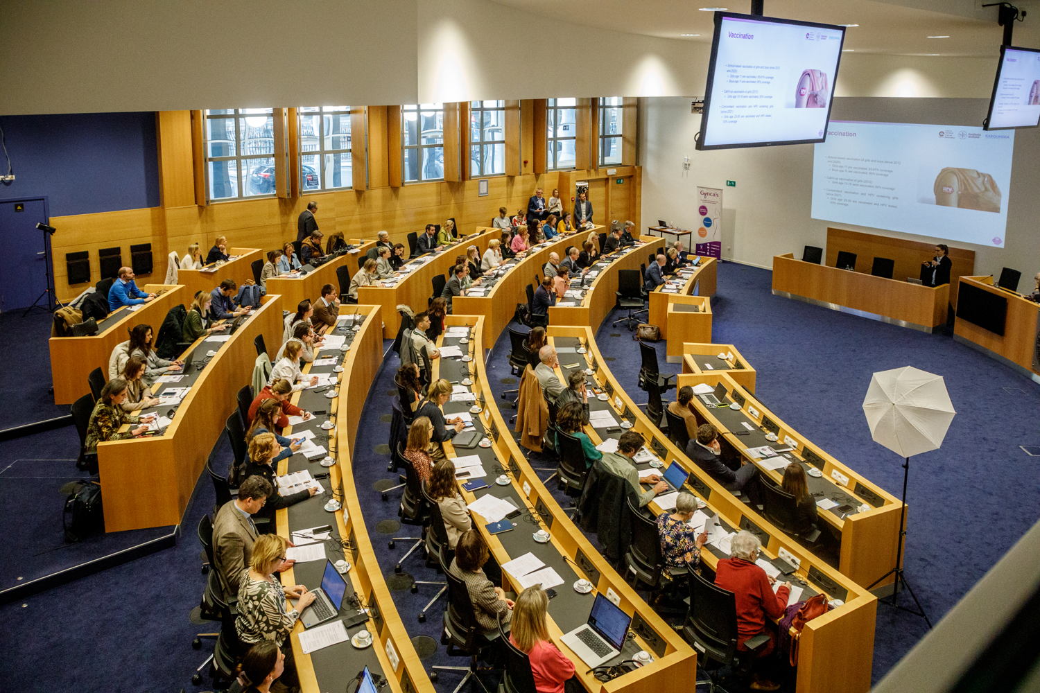 Table ronde sur l'élimination des cancers liés au papillomavirus d'ici à 2030