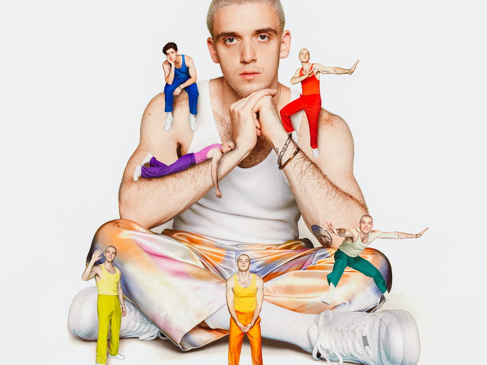 Lauv Debuts Music Video For "Modern Loneliness”
