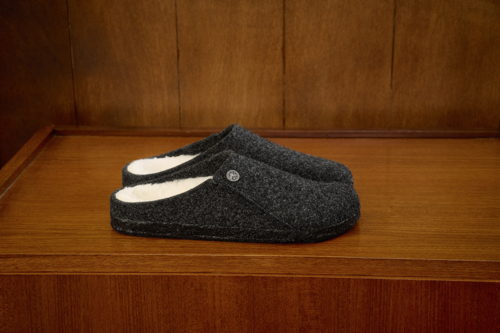 Birkenstock.be_Lifestyle_Zermatt_Anthracite Shearling_99.95€ (3)