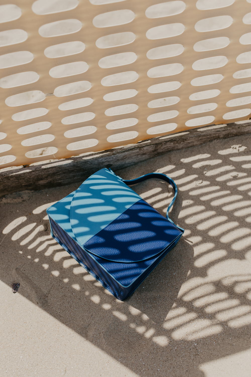 Mieke Dierckx_Limited seaside edition DEMI Briefcase_€499 (2)