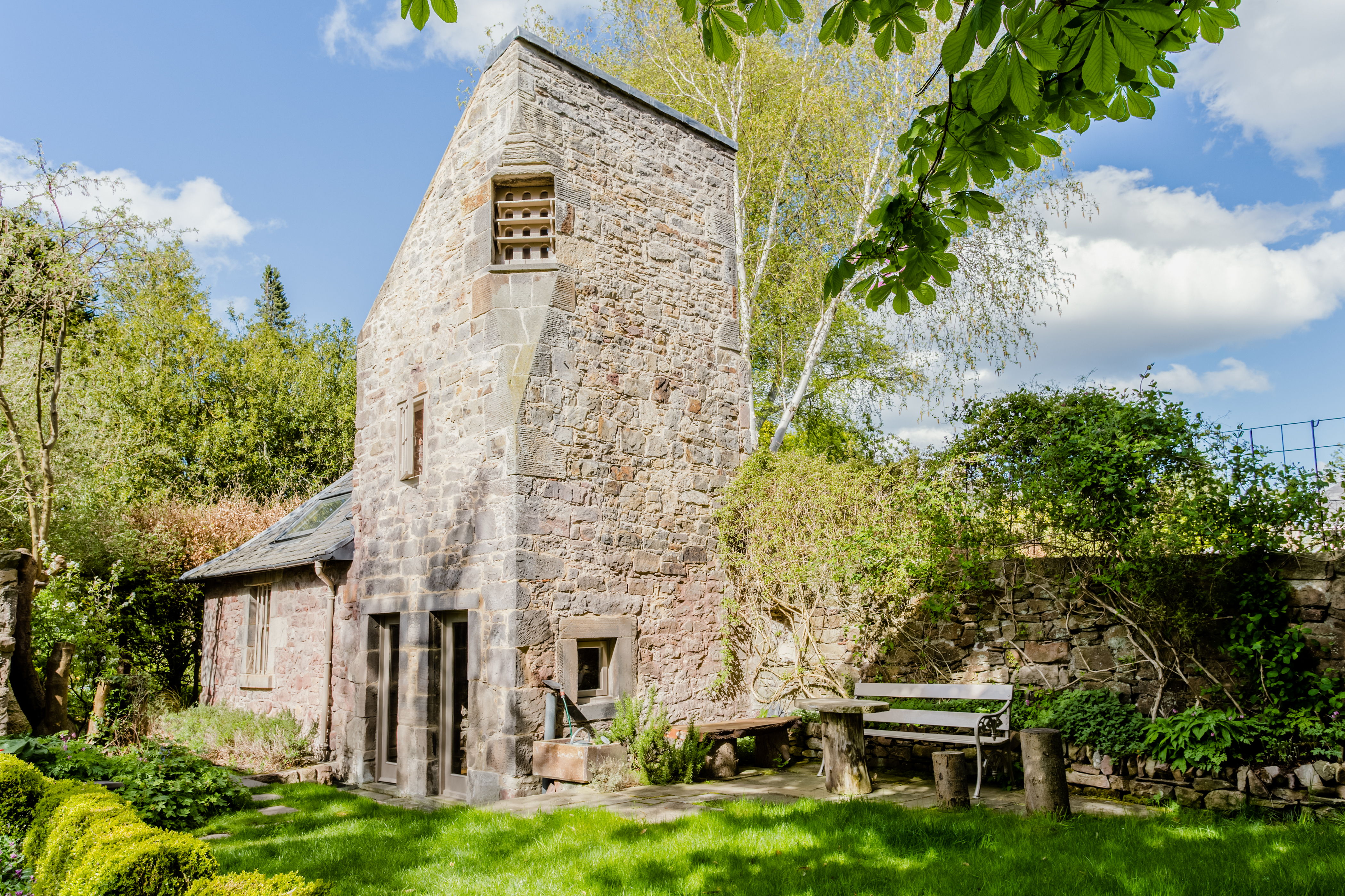 Airbnb - 16th Century Dovecote - Photo courtesy of Airbnb community