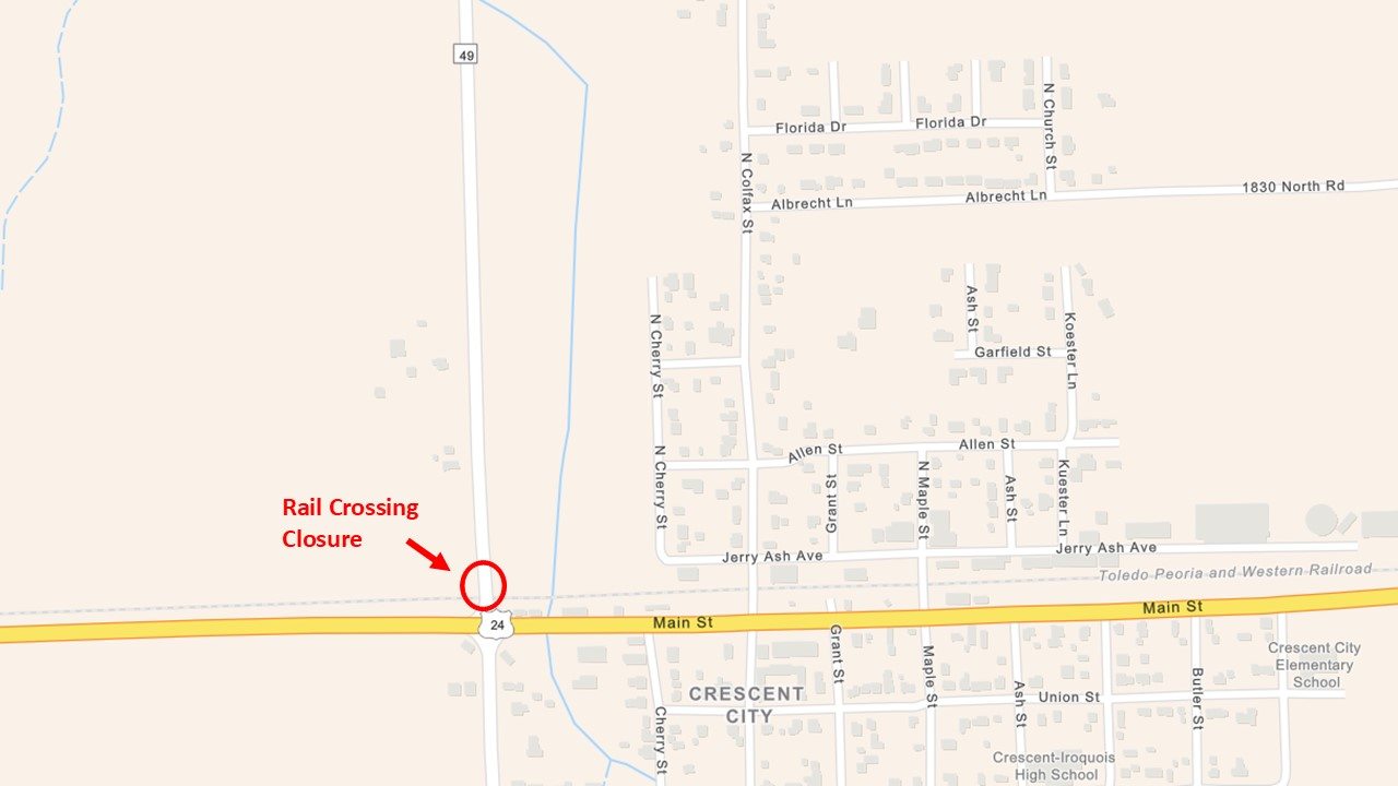 Rail crossing closure on Illinois 49 just north of U.S. 24 in Crescent City. Rail crossing closure on Illinois 49 just north of U.S. 24 in Crescent City.