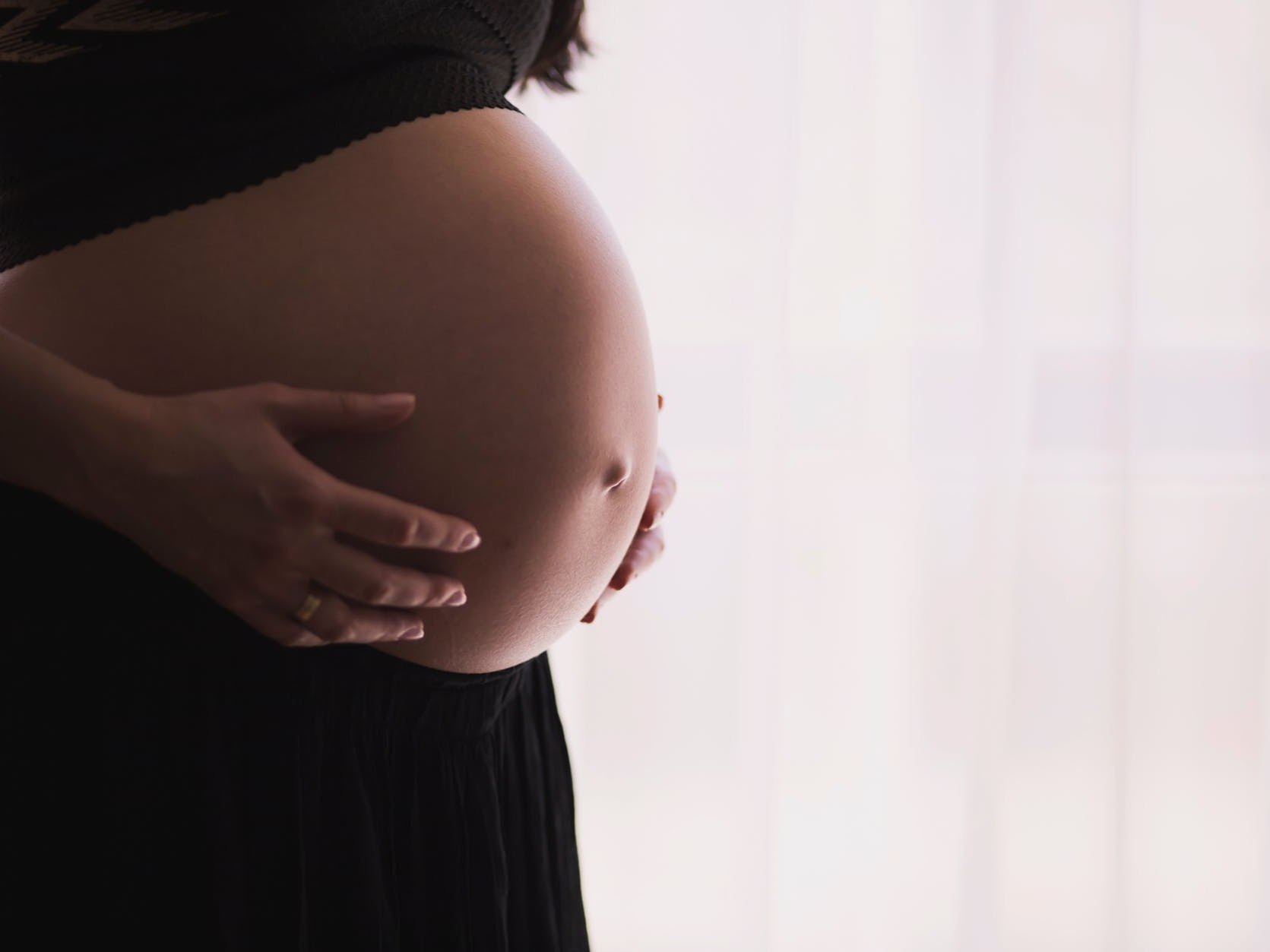 Atención, futura mamá: si no cuidas tu boca puedes tener un parto prematuro