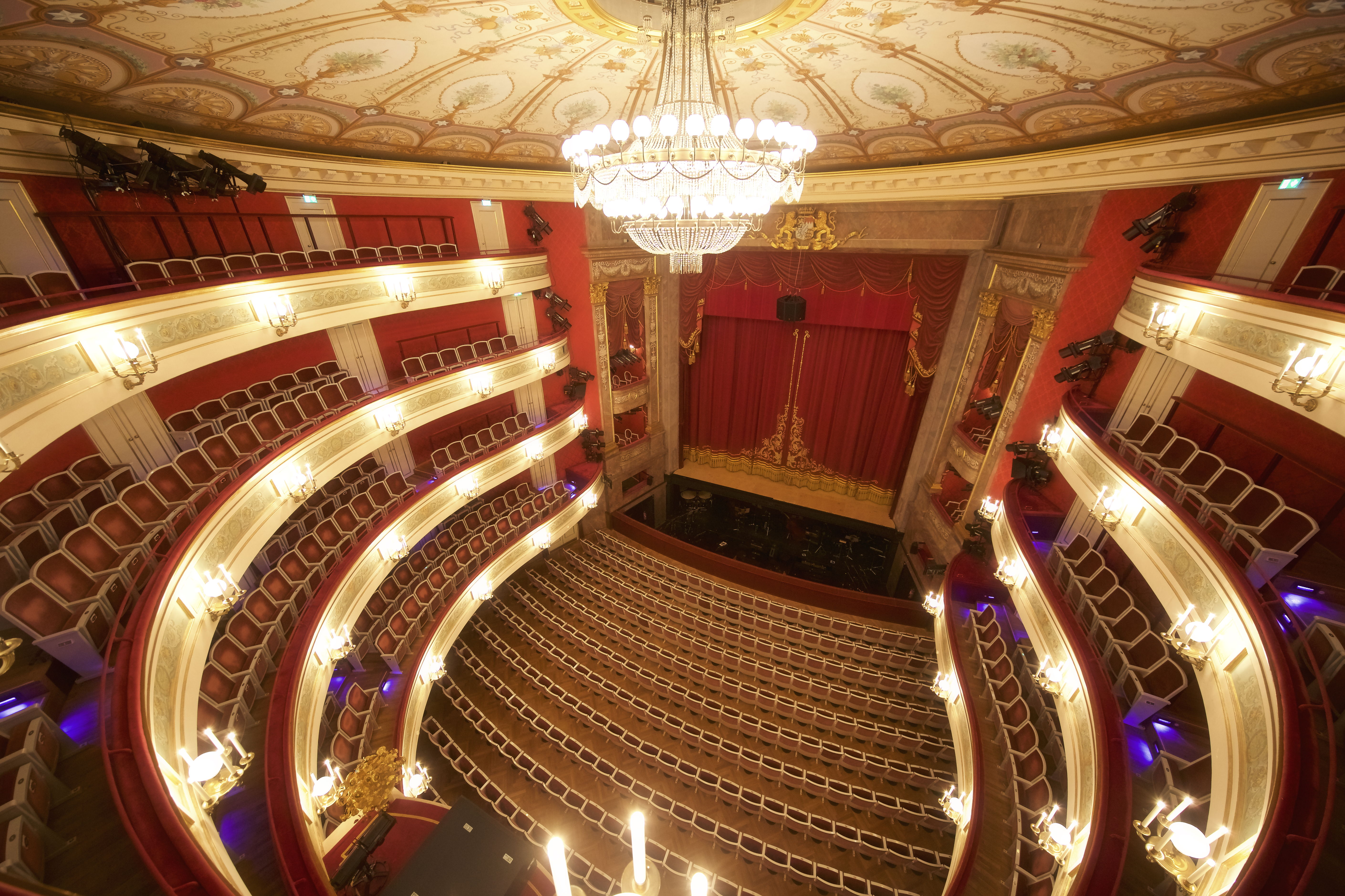 The grand auditorium of the Gärtnerplatztheater