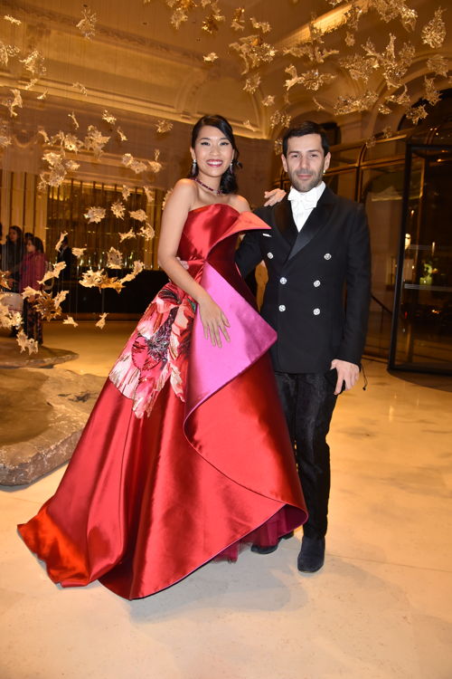 Nam Phuong Dinh Thi (in Alexis Mabille HC and jewlery by Payal New York) and her designer Alexis Mabille, Photo by Jean Luce Huré