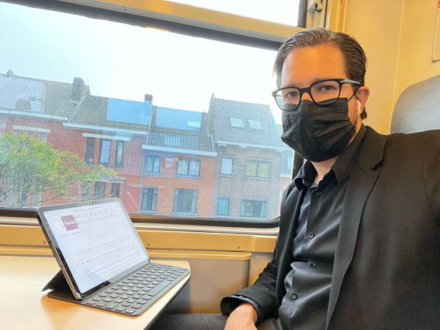 'Une journée dans la vie de... Nicholas Courant, Fevia'