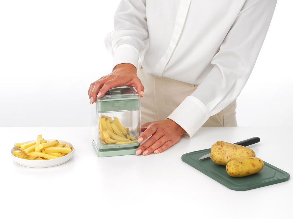Tasty+ Potato Cutter - Jade Green - 8710755145421 Brabantia_6_NR-40976