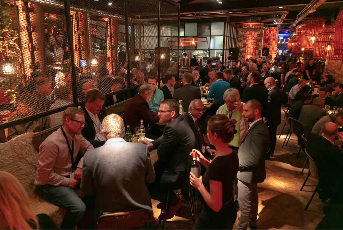 Das Sennheiser Kundenevent 2019 im Café Panache war ein voller Erfolg Das Sennheiser Kundenevent 2019 im Café Panache war ein voller Erfolg