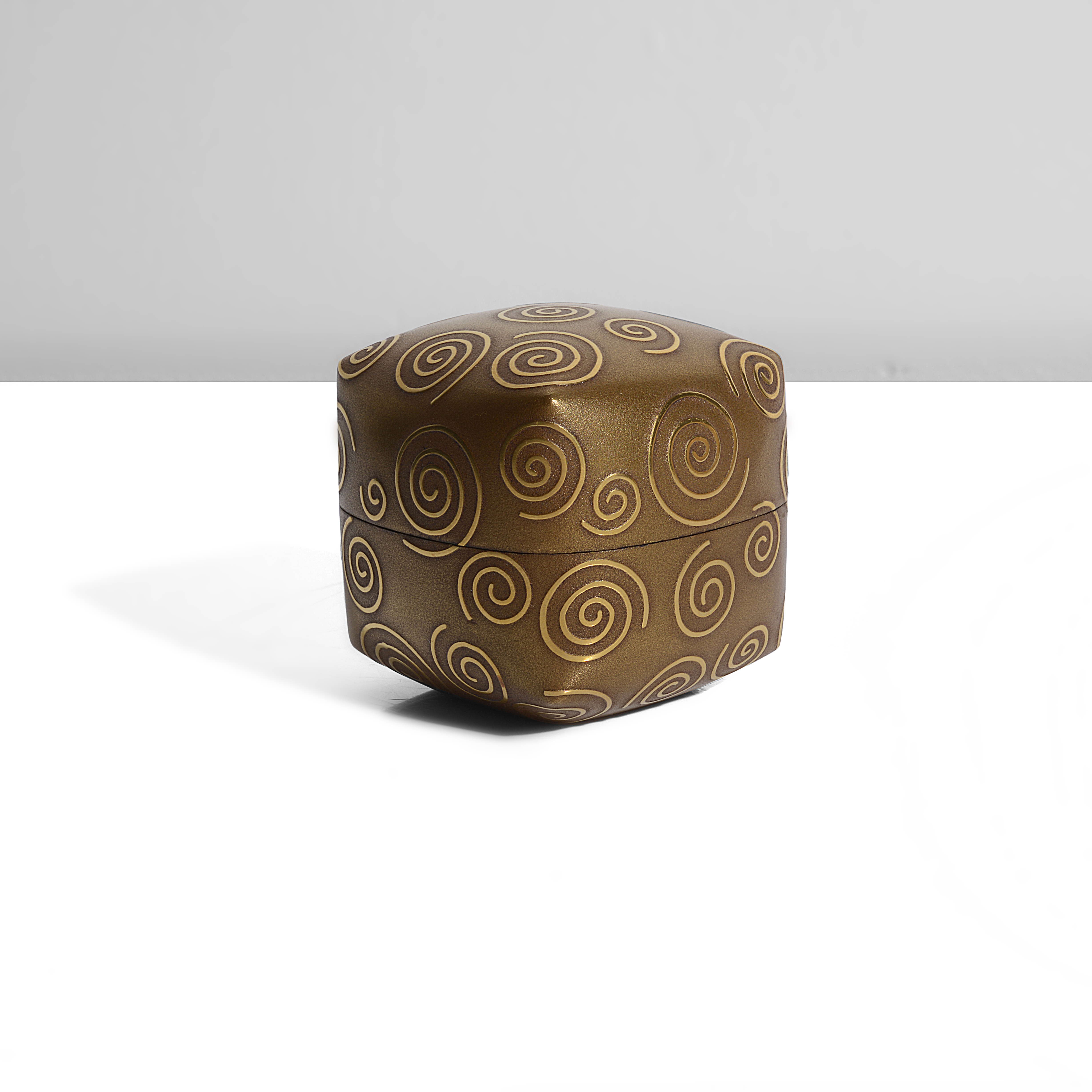 Lidded box by Shinya Yamamura, 2007 £4,410