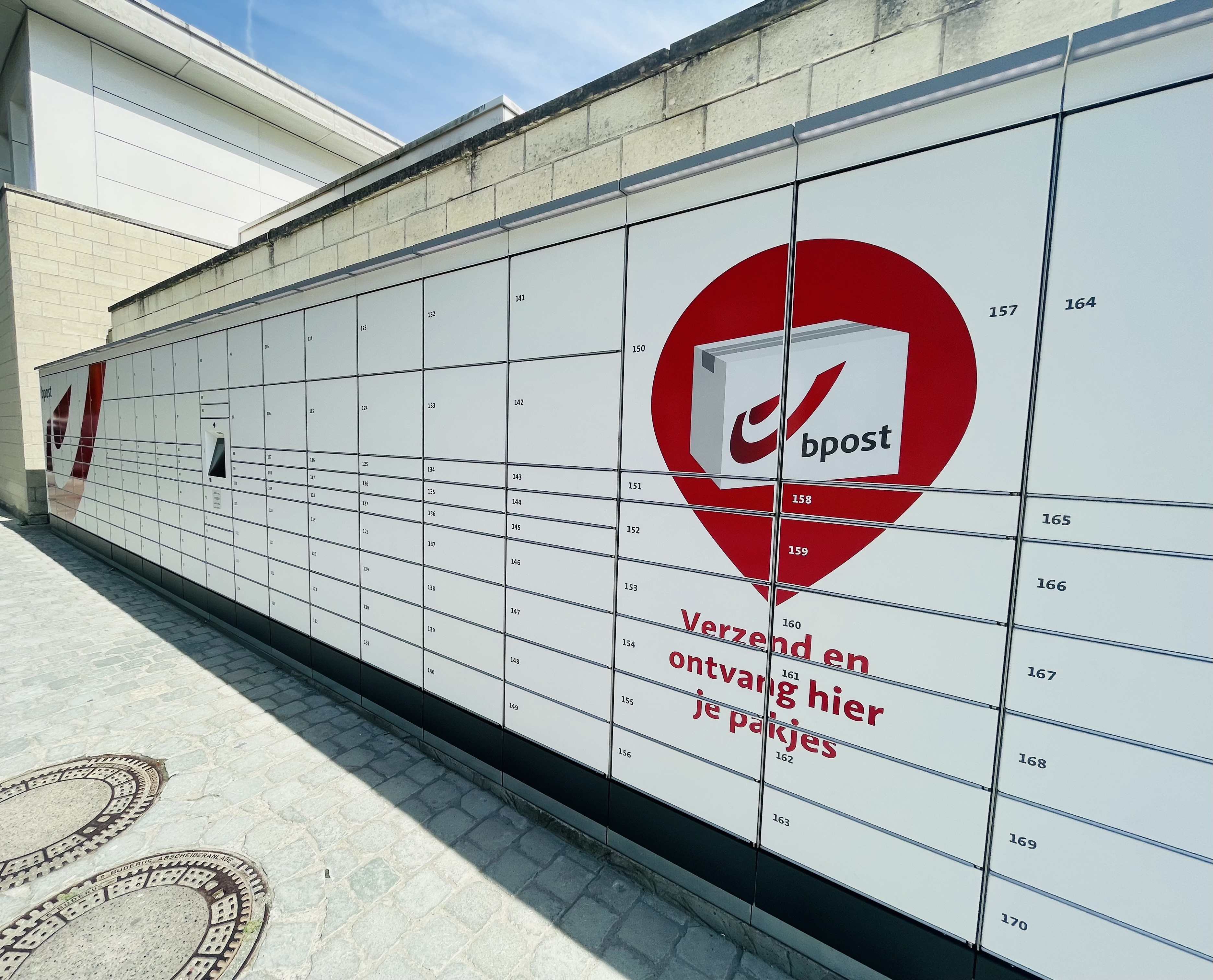 bpost has now installed 1.116 Parcel lockers in Belgium.