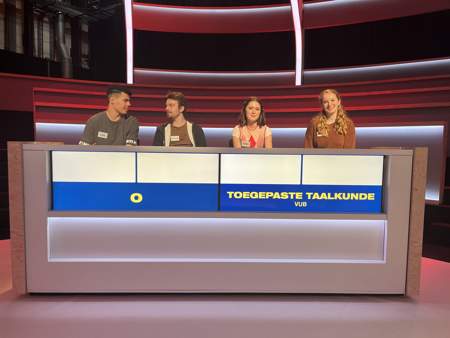(c) VRT